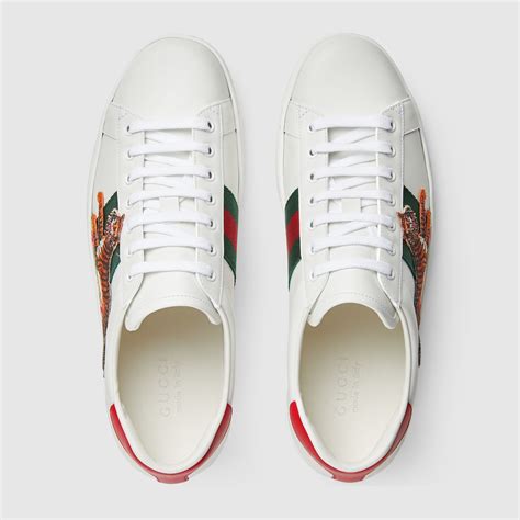 gucci tiger sneakers replica|gucci tiger sneakers black.